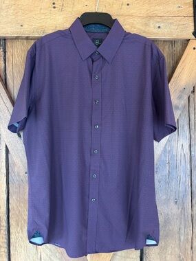 Michael Strahan Lg Maroon & Navy Short-Sleeve Button Down w Geometric Pattern